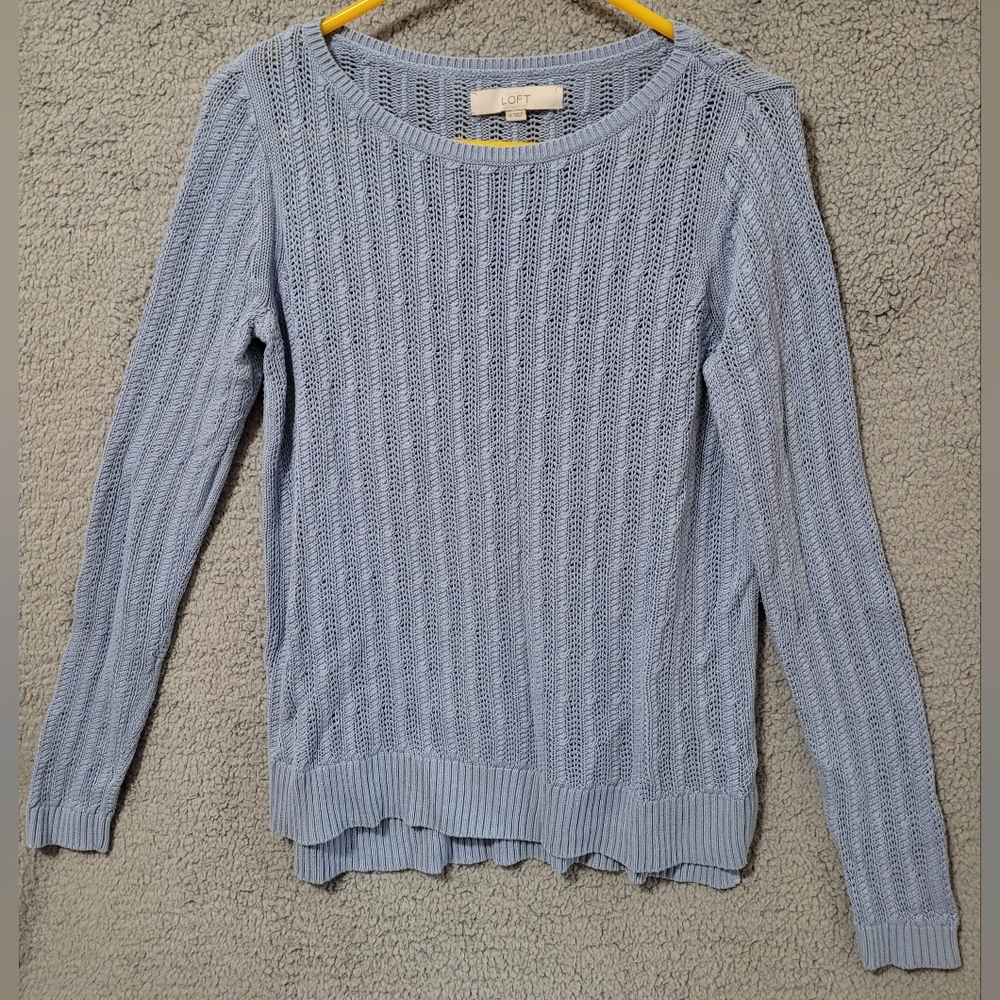 Ann Taylor LOFT Blue Long Sleeve Loose Knit Sweater Medium 10% Silk.
